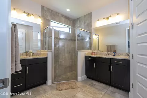 Bath - 3600 Stabane Pl, Melbourne, FL 32940 photo 5 of 12