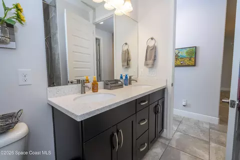Bath - 3600 Stabane Pl, Melbourne, FL 32940 photo 2 of 12