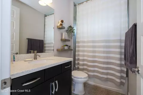 Bath - 3600 Stabane Pl, Melbourne, FL 32940 photo 10 of 12