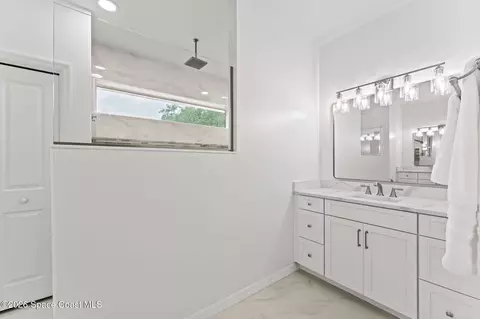 Bath - 3765 Kirn Ct, Mims, FL 32754 photo 1 of 4