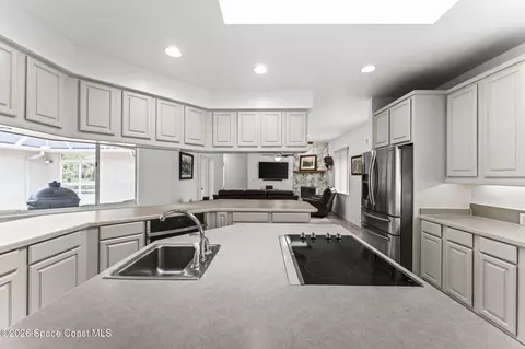 Kitchen - 3765 Kirn Ct, Mims, FL 32754 photo 5 of 6