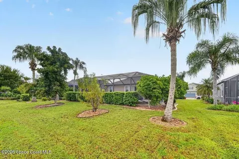 Exterior - 8044 Creshire Ct, Melbourne, FL 32940 photo 10 of 11