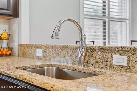 Kitchen - 8044 Creshire Ct, Melbourne, FL 32940 photo 7 of 7