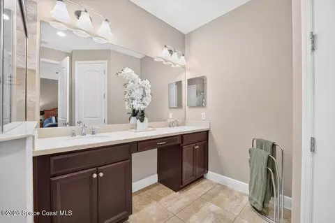 Bath - 8044 Creshire Ct, Melbourne, FL 32940 photo 1 of 6