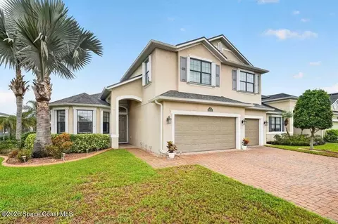 Exterior - 8044 Creshire Ct, Melbourne, FL 32940 photo 3 of 11