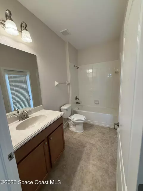 Bath - 3684 Gurrero Dr, Melbourne, FL 32940 photo 4 of 4