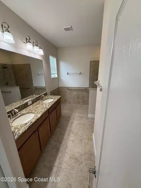 Bath - 3684 Gurrero Dr, Melbourne, FL 32940 photo 1 of 4