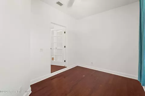 Bedroom - 201 Loggerhead Dr, Melbourne Beach, FL 32951 photo 6 of 11