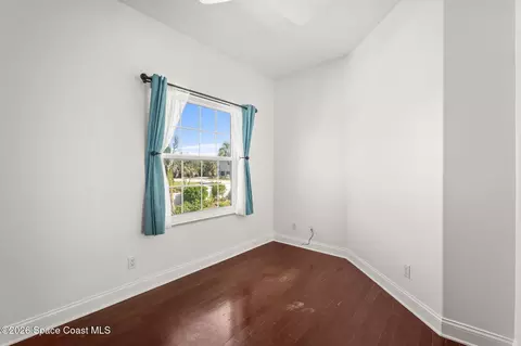 Bedroom - 201 Loggerhead Dr, Melbourne Beach, FL 32951 photo 7 of 11