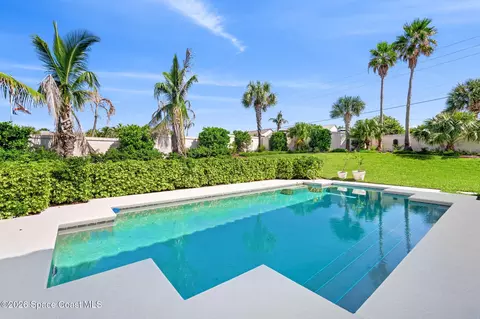 Exterior - 201 Loggerhead Dr, Melbourne Beach, FL 32951 photo 11 of 20