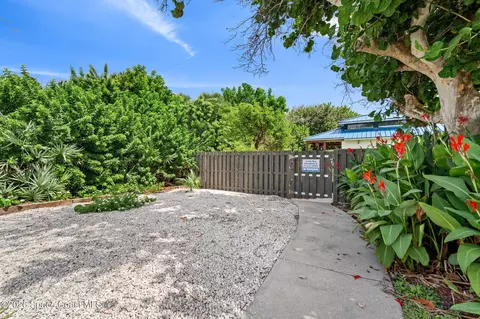 Exterior - 201 Loggerhead Dr, Melbourne Beach, FL 32951 photo 19 of 20