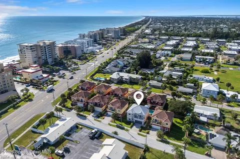 16 South Ct, Indialantic, FL 32903