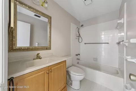Bath - 709 Spring Valley Dr, Melbourne, FL 32940 photo 3 of 3