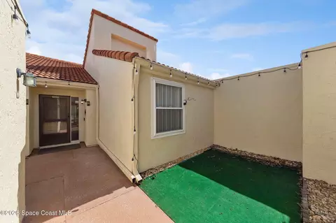 Exterior - 709 Spring Valley Dr, Melbourne, FL 32940 photo 2 of 8