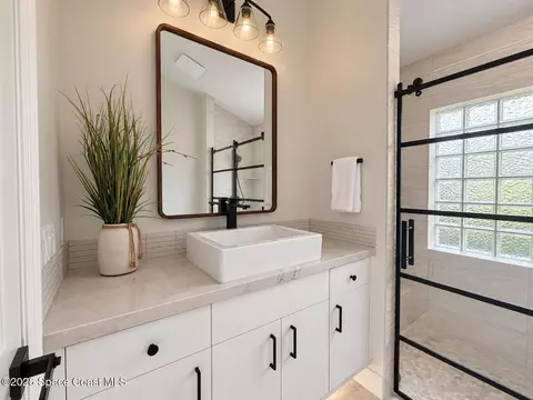 Bath - 329 Sandhurst Dr, Melbourne, FL 32940 photo 1 of 3