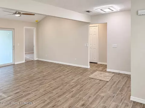 Living - 1240 Coventry Cir, Melbourne, FL 32904 photo 3 of 4