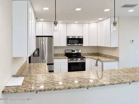 Kitchen - 1240 Coventry Cir, Melbourne, FL 32904 photo 1 of 3