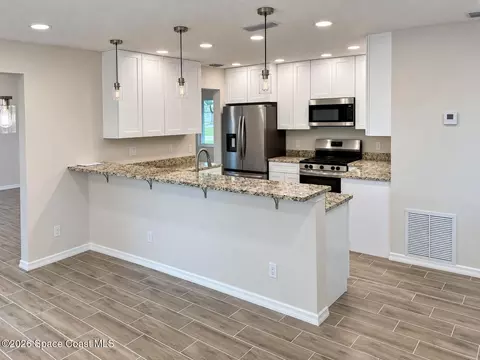 Kitchen - 1240 Coventry Cir, Melbourne, FL 32904 photo 2 of 3