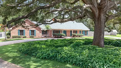 770 River Oaks Ln, Merritt Island, FL 32953