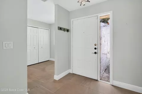 Entry Way - 734 Pine Island Dr, Melbourne, FL 32940 photo 2 of 4