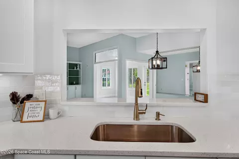 Kitchen - 734 Pine Island Dr, Melbourne, FL 32940 photo 5 of 7