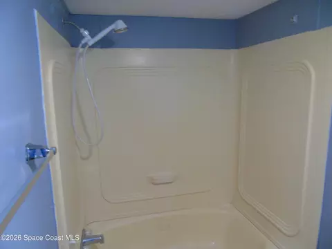 Bath - 4080 Eucalyptus Pl, Cocoa, FL 32926 photo 3 of 5