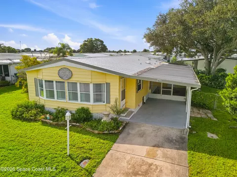 1117 Sabal Palm Ln, Barefoot Bay, FL 32976