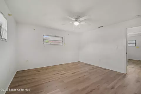 Bedroom - 1430 Windward Dr, Melbourne, FL 32935 photo 3 of 7