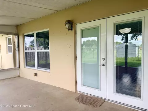 Exterior - 550 Comanche Ave, Melbourne, FL 32935 photo 3 of 5