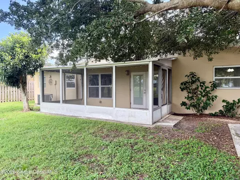 Exterior - 550 Comanche Ave, Melbourne, FL 32935 photo 4 of 5