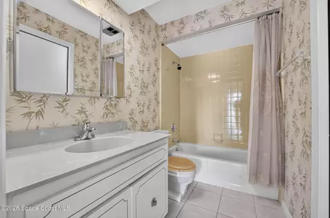 Bath - 911 Preston Trl, Melbourne, FL 32940 photo 5 of 5
