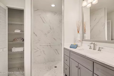 Bath - 1789 Freedom Dr, Melbourne, FL 32940 photo 2 of 3