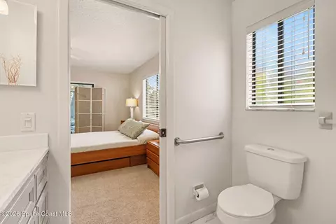 Bath - 1789 Freedom Dr, Melbourne, FL 32940 photo 1 of 3