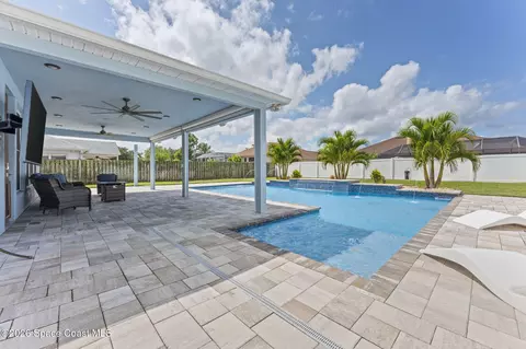 Exterior - 1382 Enclave Dr, Rockledge, FL 32955 photo 3 of 4