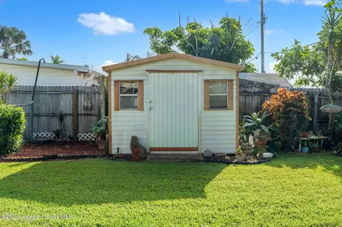 Exterior - 241 Avenida Central, Indialantic, FL 32903 photo 6 of 13