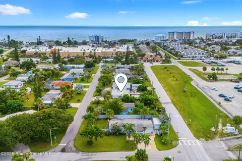 View/Area - 241 Avenida Central, Indialantic, FL 32903 photo 3 of 4