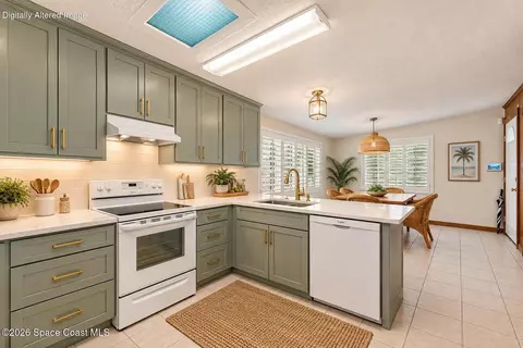 Kitchen - 241 Avenida Central, Indialantic, FL 32903 photo 6 of 6