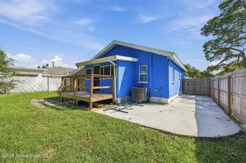 Exterior - 218 E Fee Ave, Melbourne, FL 32901 photo 4 of 6
