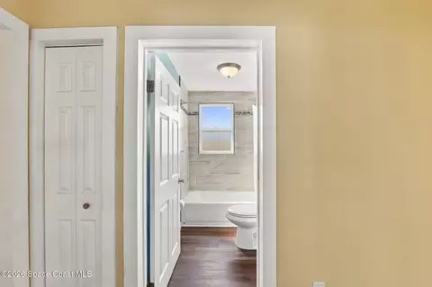 Entry Way - 218 E Fee Ave, Melbourne, FL 32901 photo 1 of 1