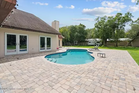 Exterior - 3480 Harlock Rd, Melbourne, FL 32934 photo 2 of 12