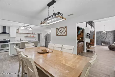 Dining - 3480 Harlock Rd, Melbourne, FL 32934 photo 1 of 4