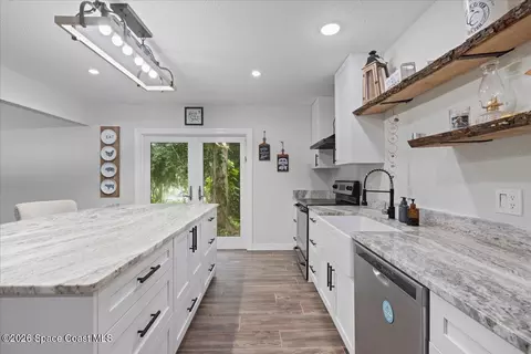 Kitchen - 3480 Harlock Rd, Melbourne, FL 32934 photo 2 of 6