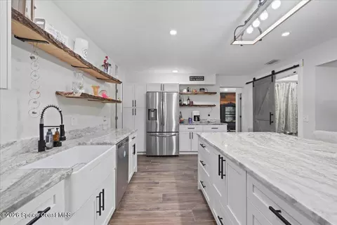 Kitchen - 3480 Harlock Rd, Melbourne, FL 32934 photo 3 of 6