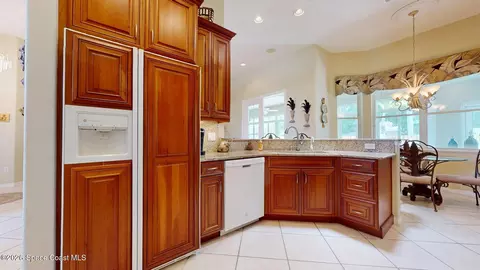 Kitchen - 3123 Forest Creek Dr, Melbourne, FL 32901 photo 3 of 3