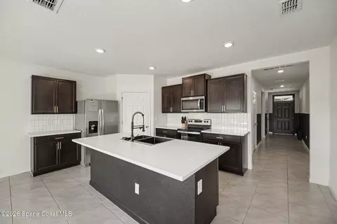 Kitchen - 4791 Talbot Blvd, Cocoa, FL 32926 photo 1 of 4