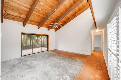 Living - 305 Bayhead Dr, Melbourne, FL 32940 photo 6 of 6