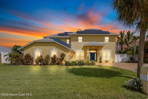 404 Riverview Ln, Melbourne Beach, FL 32951