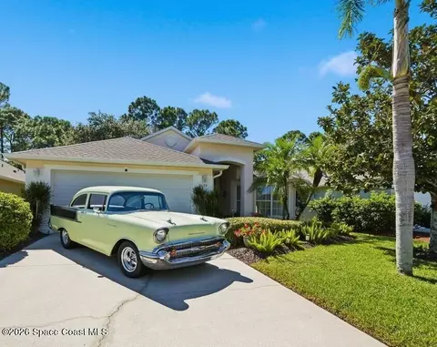 2179 Chinaberry Cir SE, Palm Bay, FL 32909