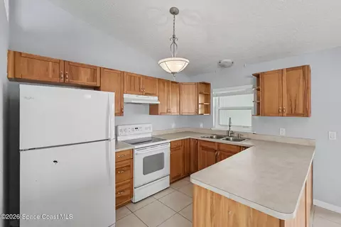 Kitchen - 3970 Dewberry Cir, Melbourne, FL 32901 photo 1 of 1