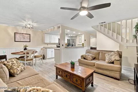 8752 Cocoa Ct, Cape Canaveral, FL 32920